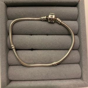 pandora bracelet